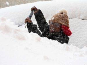 Buffalo, New York blizzard. (Photo by Popsync)